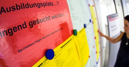 Ausbildung, Azubi, Lehrstellen, Fachkräftemangel, © Christoph Schmidt - dpa