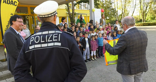 ADAC, Warnweste, Umkirch, Verkehrspolizei, © baden.fm