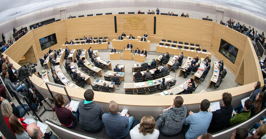 Stuttgart, Landtag, Baden-Württemberg, © Sebastian Gollnow - dpa (Symbolbild)