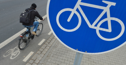 Fahrrad, Radfahrer, Radweg, © Arne Dedert - dpa (Symbolbild)