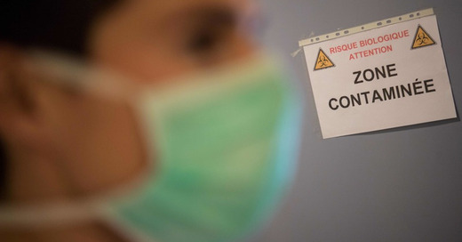 Frankreich, Coronavirus, Elsass, Atemschutzmaske, Covid-19, © Loic Venance - AFP / dpa (Symbolbild)