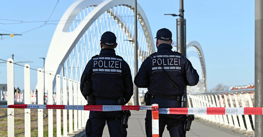 Kehl, Europapbrücke, Straßburg, Grenzübergang, Bundespolizei, © Uli Deck - dpa