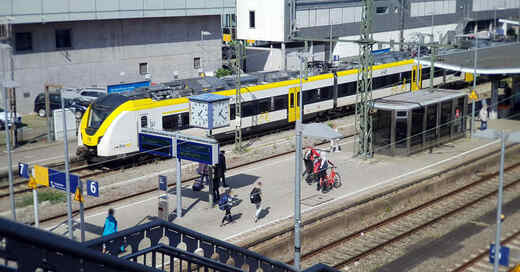 Regionalverkehr, Breisgau-S-Bahn, Freiburg, Hauptbahnhof, Bahnsteig, Gleise, © baden.fm (Archivbild)