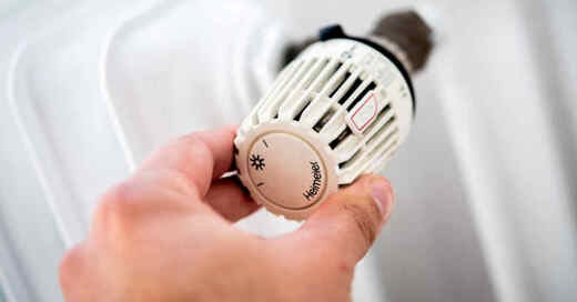 Thermostat, Heizung, Heizkörper, Gasheizung, Nebenkosten, Erdgas, Haushalt, © Hauke-Christian Dittrich - dpa (Symbolbild)