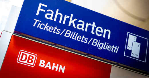 Fahrkarten, Fahrschein, Automat, Tickets, 9-Euro-Ticket, Deutsche Bahn, Nahverkehr, Zug, © Moritz Frankenberg - dpa (Symbolbild)
