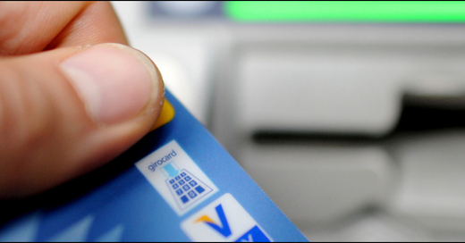 Kartenzahlung, Bankautomat, Geldautomat, Kreditkarte, EC Karte, © (Symbolbild) Angelika Warmuth