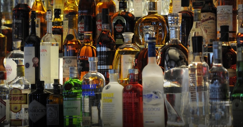 Alkohol, Schnaps, Spirituosen, © Patrick Seeger - dpa (Symbolbild)