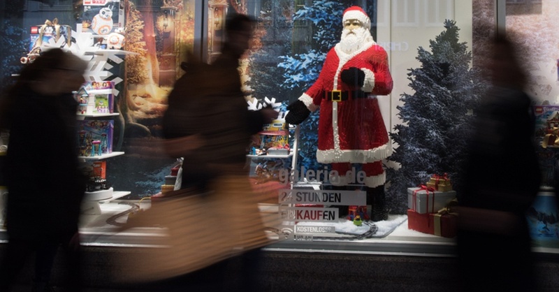 Weihnachten, Einkaufen, Geschenke, © Patrick Seeger - dpa