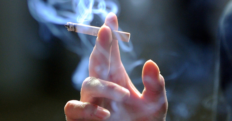 Rauchen, Zigarette, Tabak, © Jens Kalaene - dpa (Symbolbild)