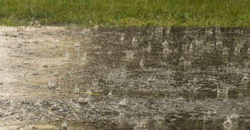 Wetter, Regen, Starkregen, Überflutung, Überschwemmung, Hochwasser, Pfütze, Niederschlag, © Pixabay (Symbolbild)