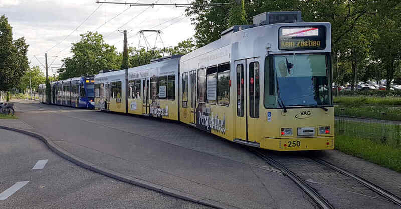 Straßenbahn, VAG, Freiburg, öffentlicher Nahverkehr, ÖPNV, Tram, Freiburger Verkehrs AG, Munzinger Straße, Endhaltestelle, © baden.fm (Symbolbild)