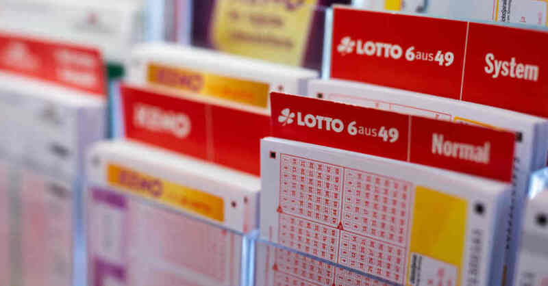 Toto, Lotto, Spielschein, Tippschein, Annahmestelle, Ziehung, Los, Glücksspiel, © Philipp von Ditfurth - dpa (Symbolbild)