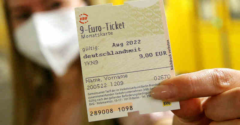Fahrkarten, Fahrschein, Automat, Tickets, 9-Euro-Ticket, Deutsche Bahn, Nahverkehr, Zug, © Wolfgang Kumm - dpa (Symbolbild)