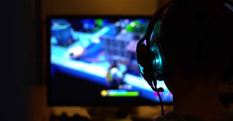 Fortnite, Gamer, Spieler, Videospiel, Headset, Computer, Bildschirm, © Pixabay (Symbolbild)