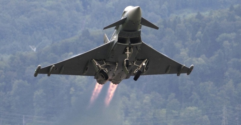Jet, Eurofighter, Flugzeug, Luftwaffe, Bundeswehr, © Pixabay (Symbolbild)